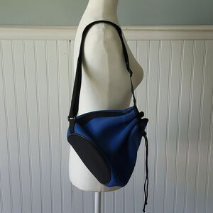 SPEEDO Neoprene Cobalt Blue Black Cinch Sack Beach Bag‎ Wet Bag EUC